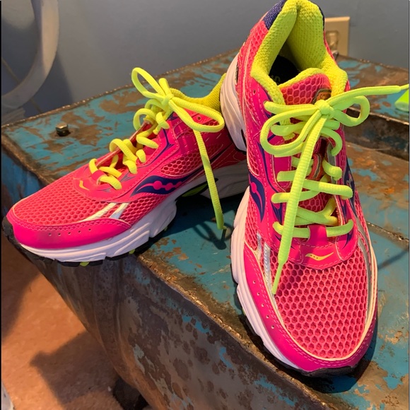 Saucony Shoes - LikeNew,Saucony, Ignition 3, Vibrant, Incredible Running & Walking Support,6.5